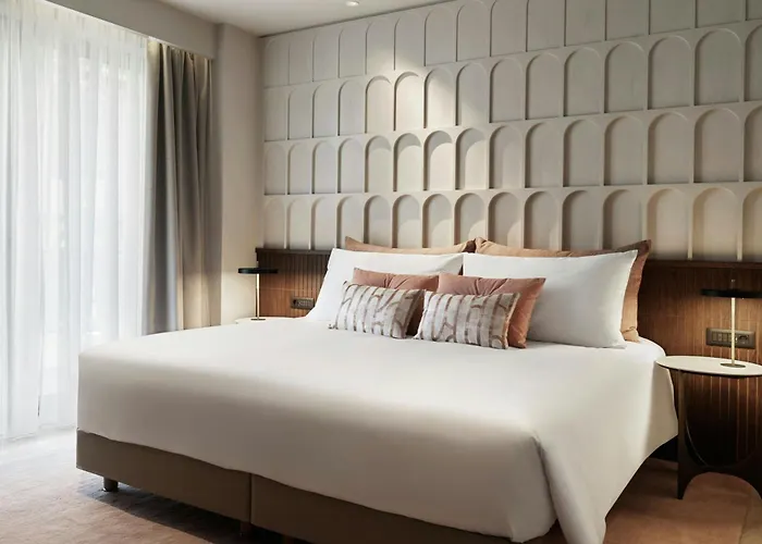 Monasty, Thessaloniki, Autograph Collection