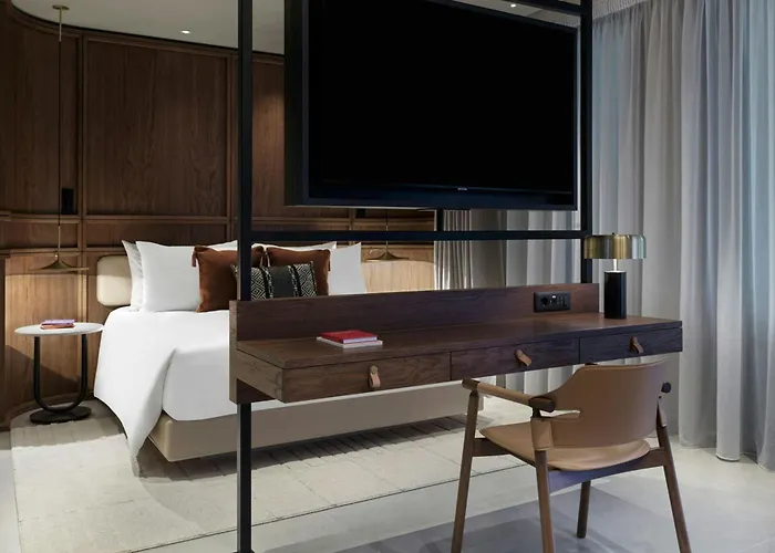 Monasty, Thessaloniki, Autograph Collection 5* Θεσσαλονίκη